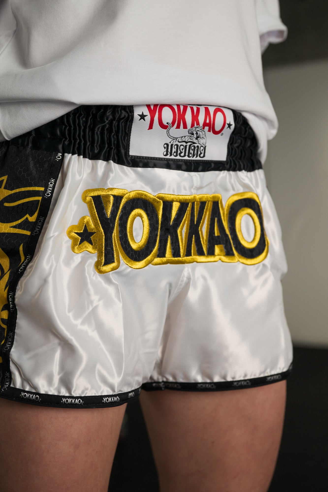 YOKKAO - Original Muay Thai Shorts Gold